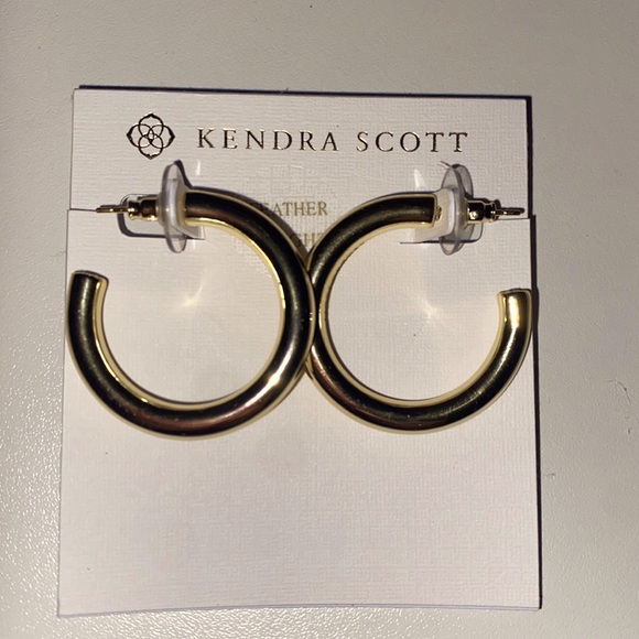 Kendra scott chunky hoop earrings - Picture 2 of 3